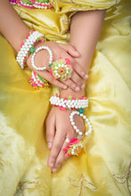 Daisy Handcrafted Floral Embroidered Bridal Jewelry Set