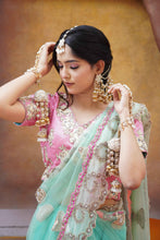 Rukaiya Earrings Tikka & Haathful