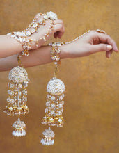 Rukaiya Haathful with kaleeras(Set of 2)