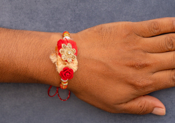 Red rose bhai rakhi