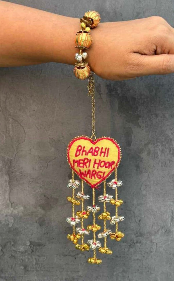 Bhabhi mere hoor wargi lumba with bracklet