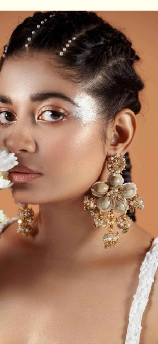Sushma set