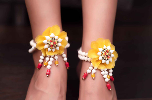 Sunshine Floral pair of Payals/Anklets