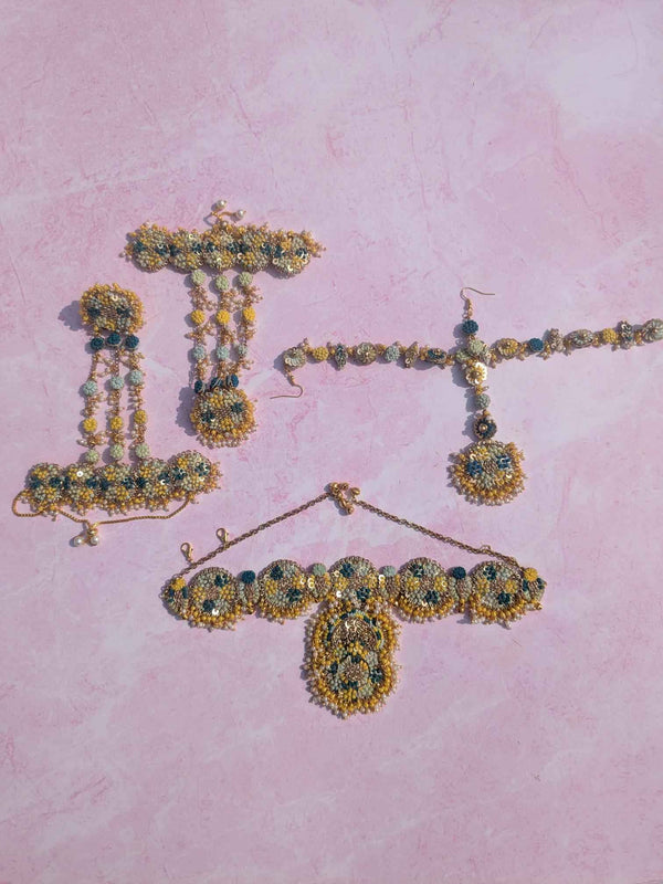Pushpita Set