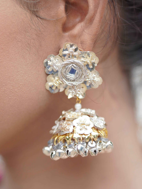 Shuvangi Jhumka