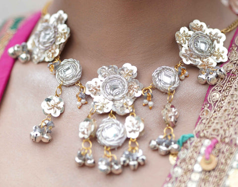 Shuvangi Necklace